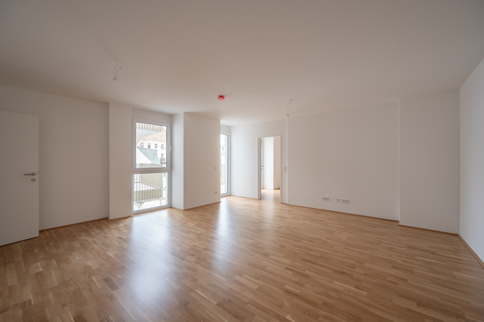 Für Ihren Erfolg! Büro-/ Praxisräume bei der Mariahilfer Straße in Innenhofruhelage