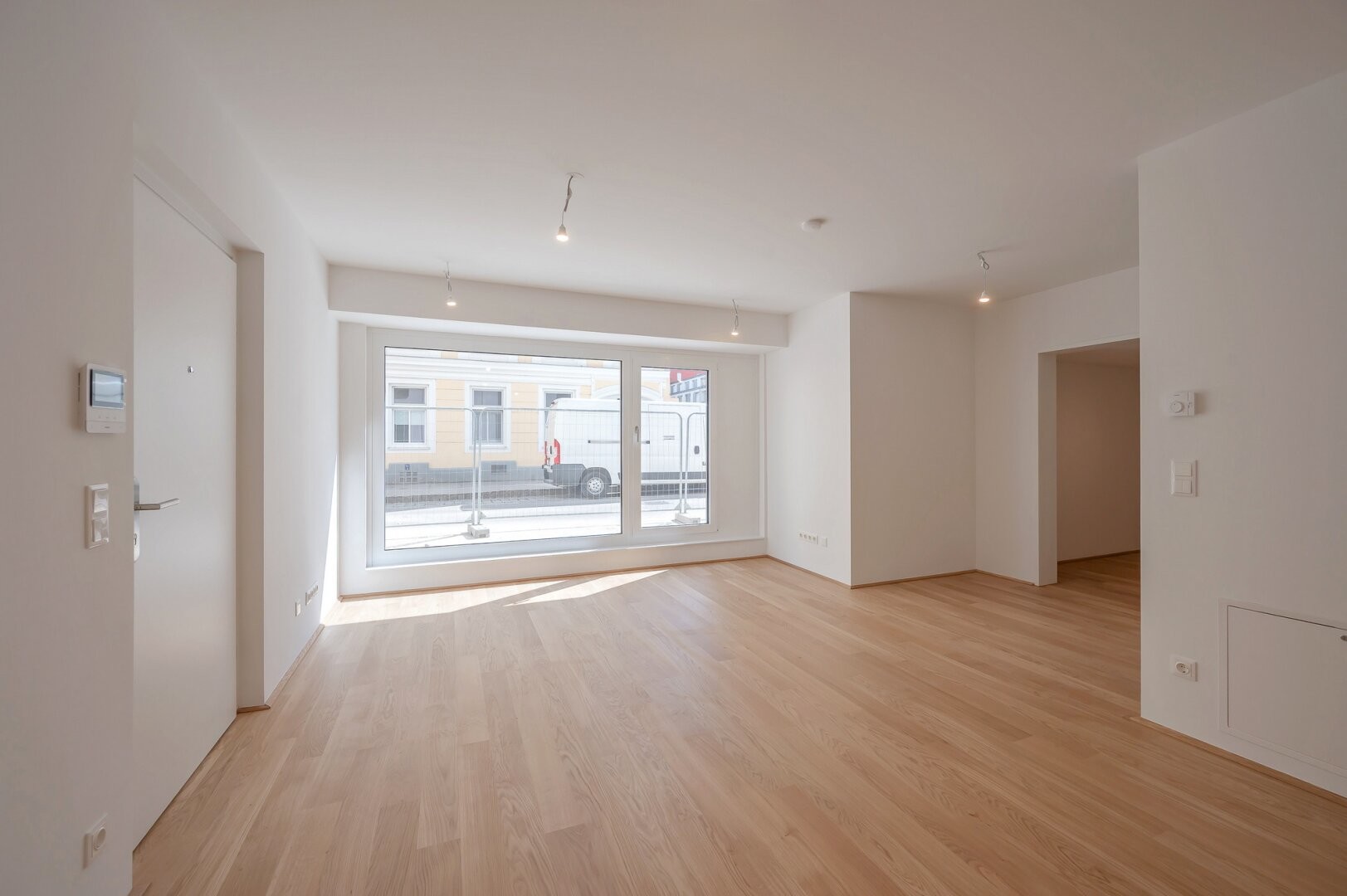 Moderner Büro- oder Praxisraum mit Extras - im Erdgeschoss gelegen