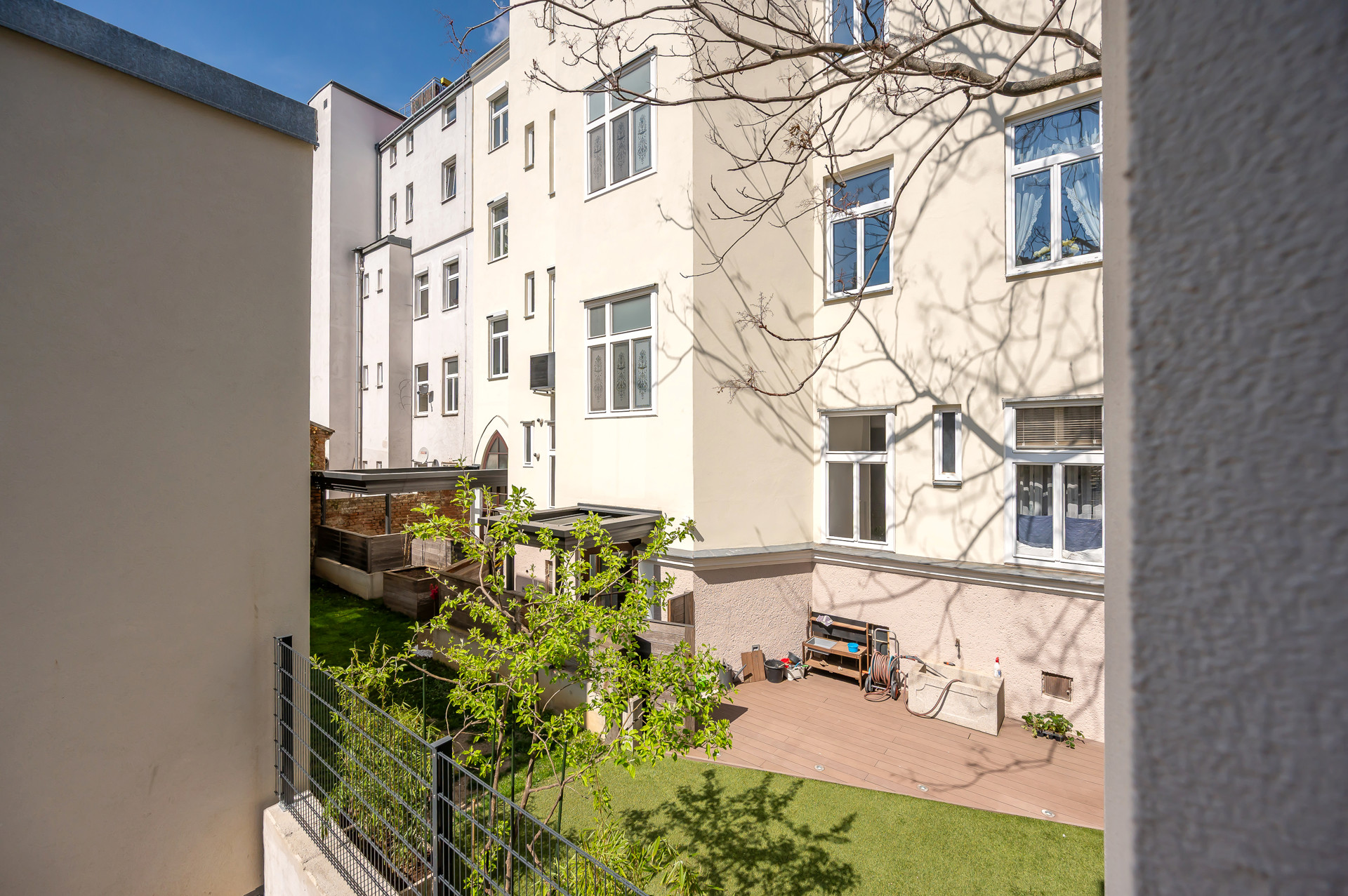 Hinterhofliebe - exklusive 1-Zimmer Garconnieren im ruhigen Innenhof