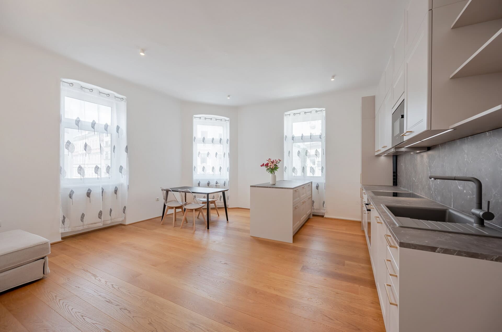 Altbauflair in Bestlage Währings | Stilvolle 3-Zimmer-Wohnung mit Lift & Westausrichtung